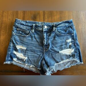 American Eagle High-Rise Blue Distressed Denim Shorts- size 12